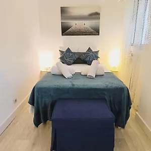 apt-le-66-carnot.fr-provencehotel.com/